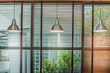 Venetian blinds